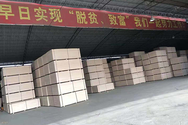 成都柳州优质生态板生产厂家